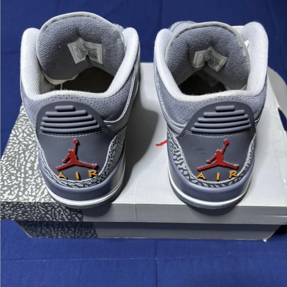Jordan 3 Retro Cool Grey 2021 Size 9